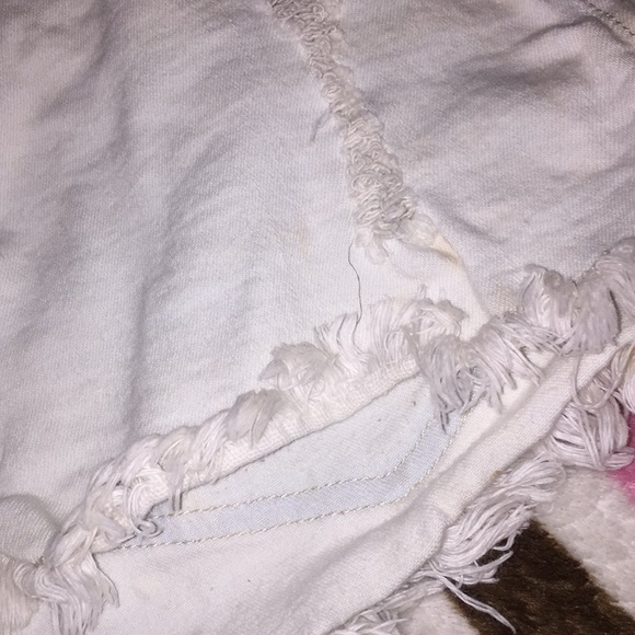 Booty shorts - Picture 3 of 3